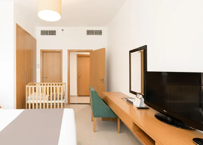 Grand Heights Dubai Hotel Apartments