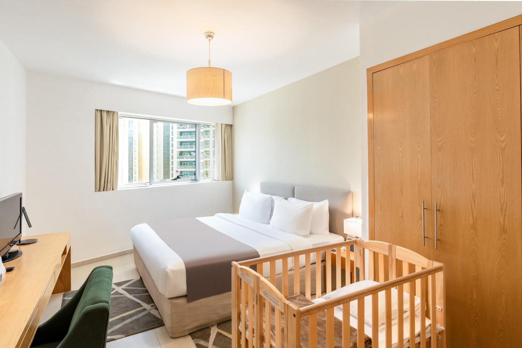 Grand Heights 4*